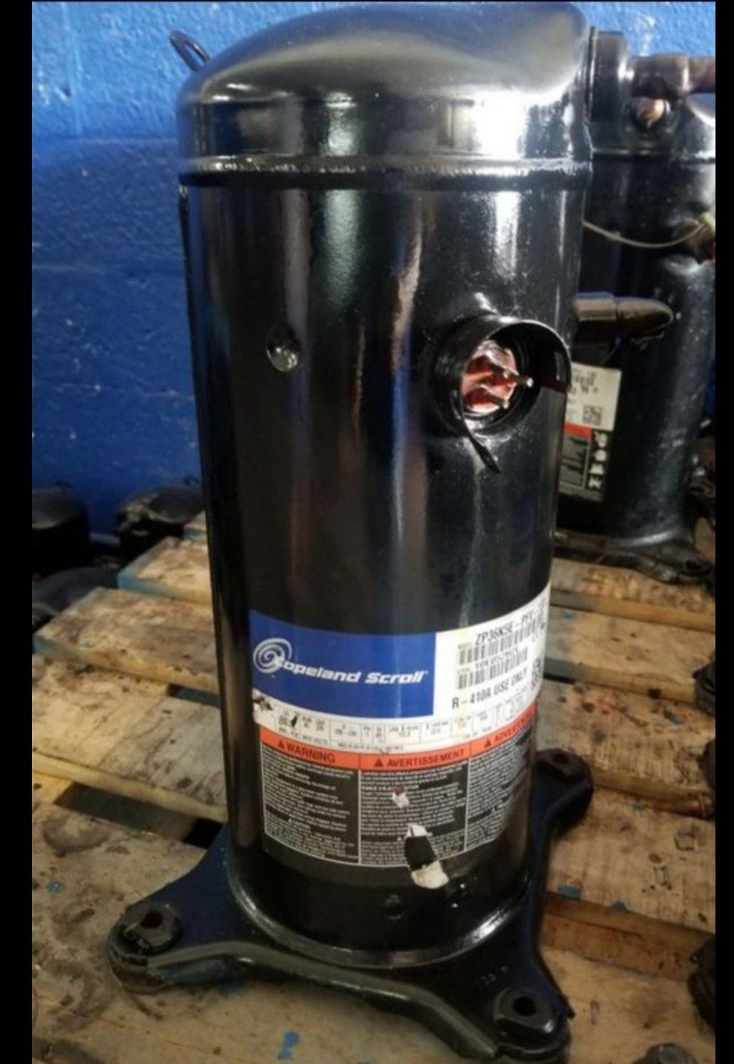 Air conditioning compressors