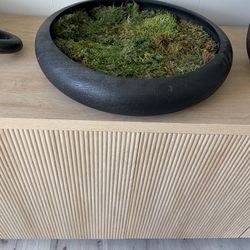 wood bowl and faux moss 