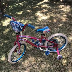 Girls Bike With Helmet
