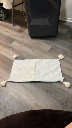 Seashell Table Runner