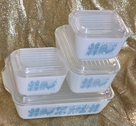 Pyrex Amish Butterprint 8 Piece Set