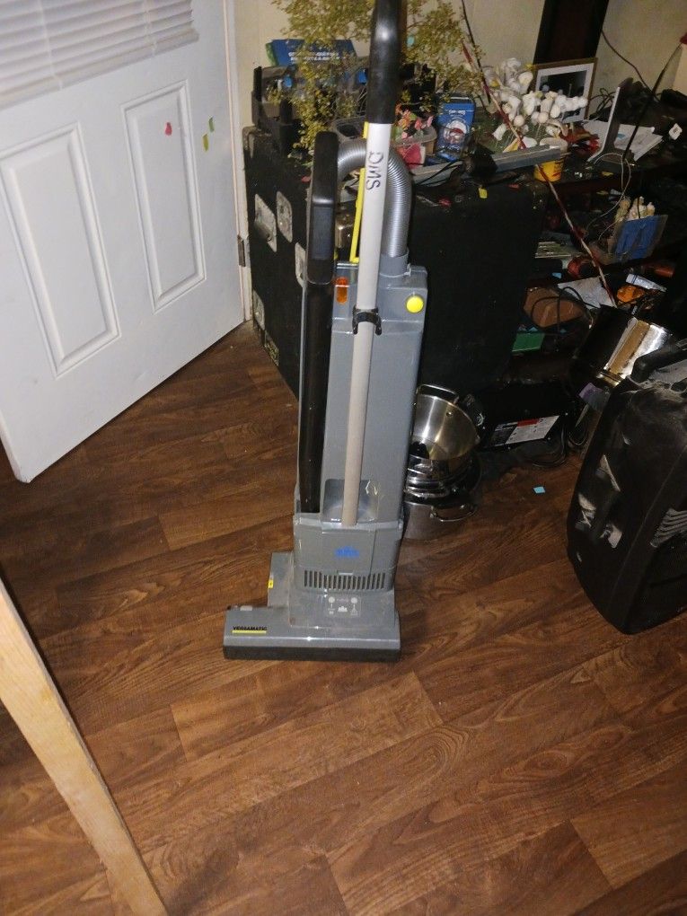Versamatic Vacuum