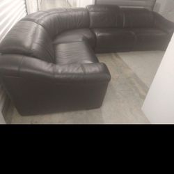SECTIONAL GENUINE LEATHER RECLINER ELECTRIC ⚡ BLACK COLOR.. DELIVERY SERVICE AVAILABLE 🚚💥🚚