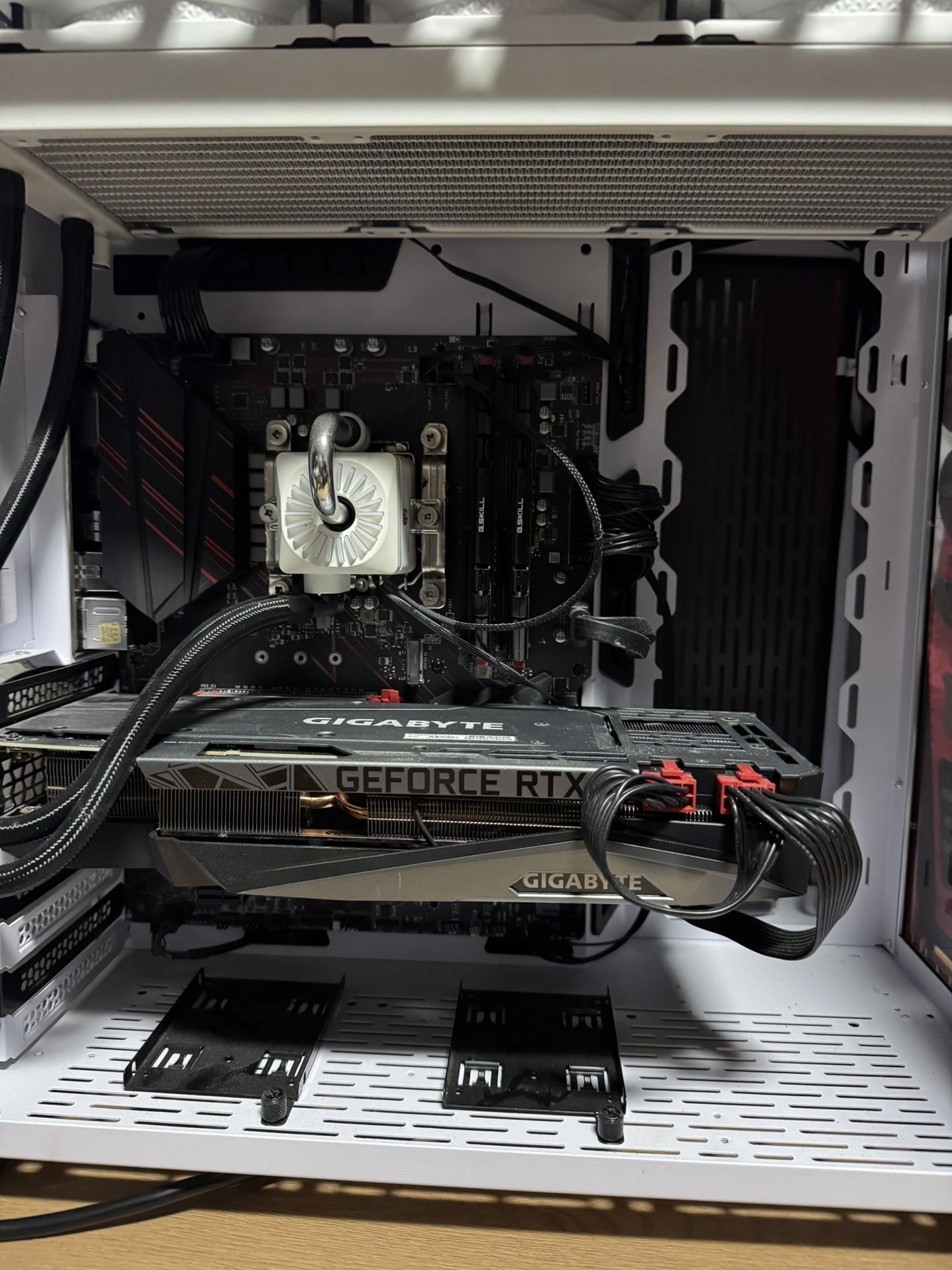 Custom Gaming PC based on RTX 3080