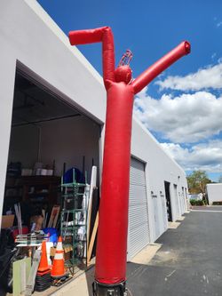 Rent An 18 Ft Tall Inflatable Dancing Air Man!  
