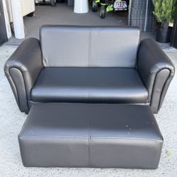 $50!! Two In One Double Seat Couch. PU Leather Surface,(small Details See Last Pictures )