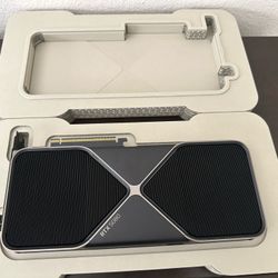 NVIDIA GeForce RTX 5080 Founders Edition 16GB GDDR7 Graphics Card 