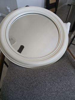 Beautiful Mirror Like New! $10.00