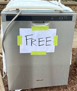Free Stainless Steel Whirlpool Dishwasher - Ready For Pickup
