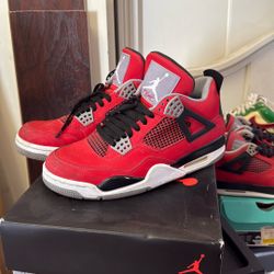Jordan 4 Toro Size 8