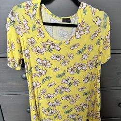 Bright Yellow Flower Flowy Spring Top (Large)