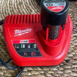 12v Battery And Charger New