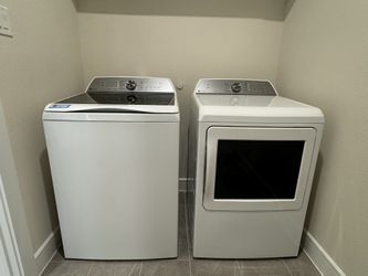 New Washer And Dryer Set