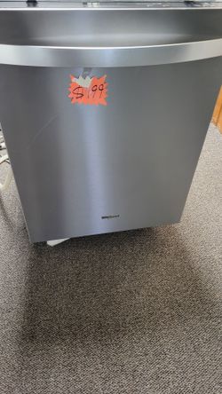 Whirlpool dishwasher stainless steel work perfect delivery available haul away old one
