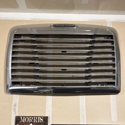 Freightliner Grill 