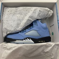 Jordan 5 Retro UNC university Blue