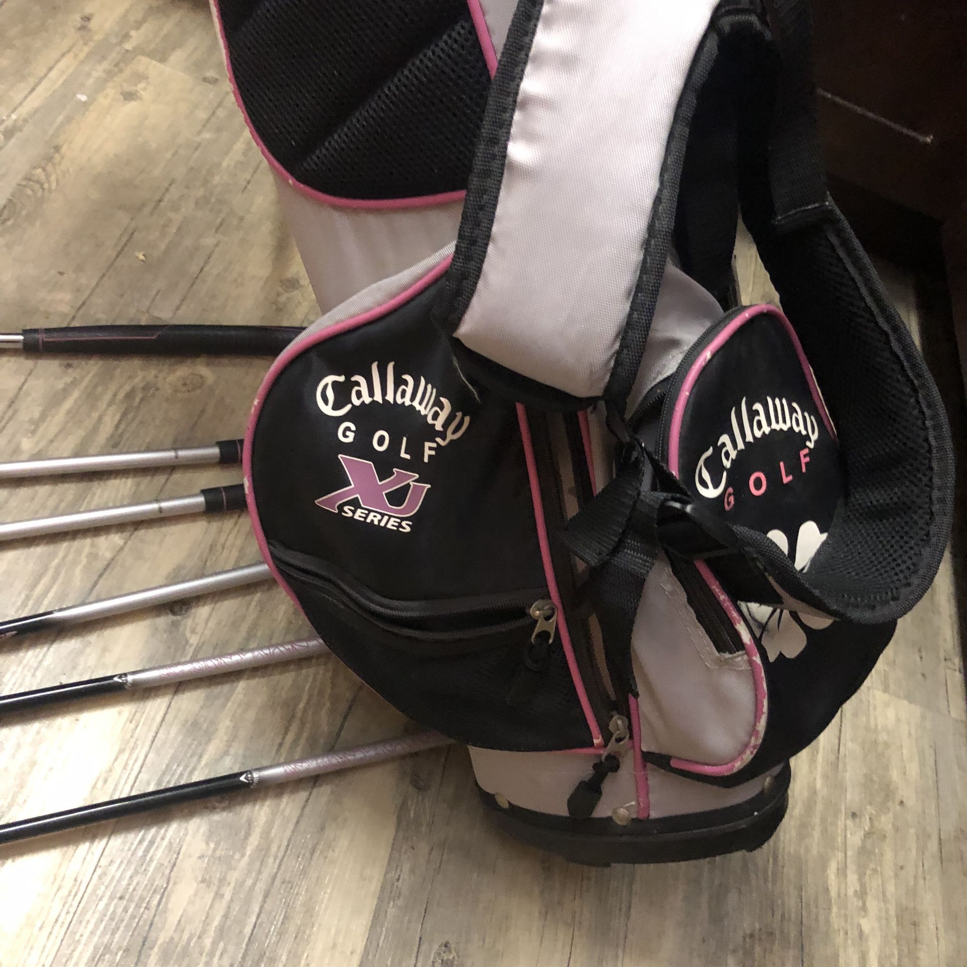Callaway XJ Series junior Girls Pink Golf club set LH 4152” for Sale