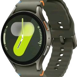 Samsung Galaxy Watch 7 44mm Unlocked Smartwatch Green (LTE Bluetooth)