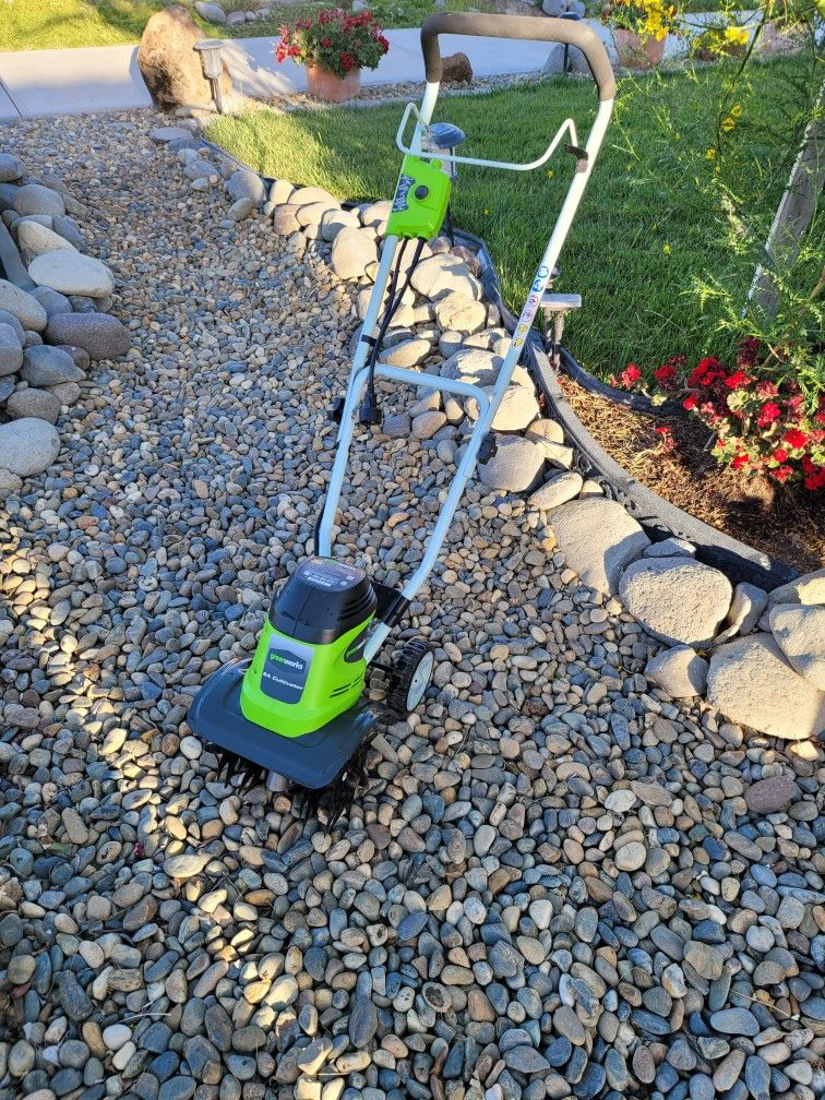 Greenworks 8a Cultivator Tiller #27072 120 volt
