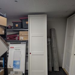 White Wooden Door With Frame (D5)