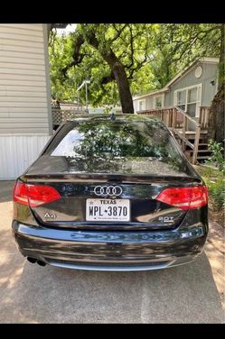 2011 Audi otro