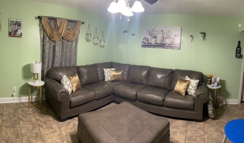 Sectional sofa