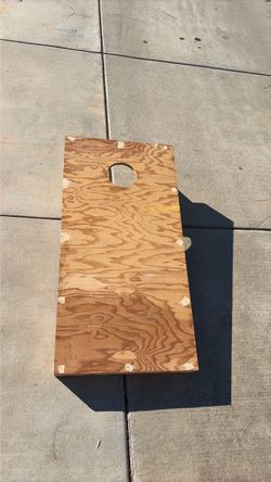Corn hole game