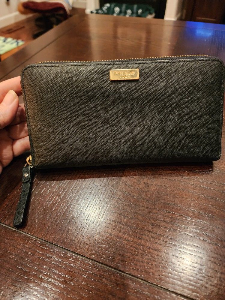 New Kate Spade Wallet