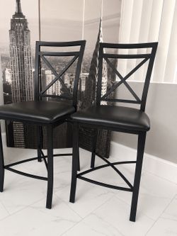 Barstool