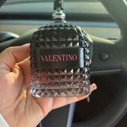 Valentino Cologne 