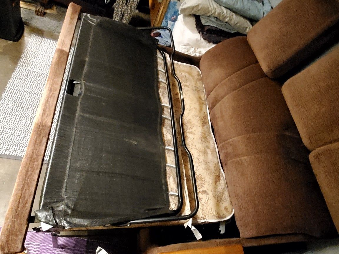 RV Hideabed Couch Hideabed for Sale in Bremerton, WA OfferUp