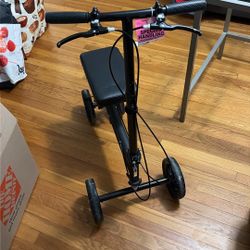 Folding Knee Scooter