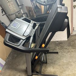 Treadmill 