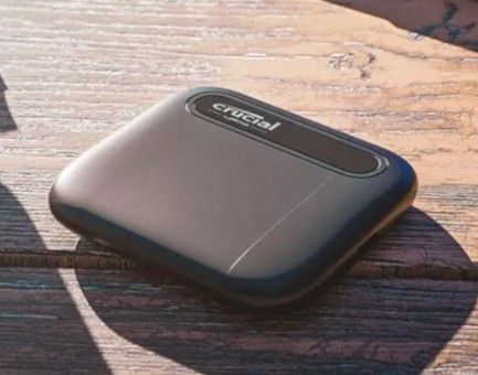 Crucial X6 1TB Portable SSD