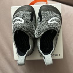 Nike Swoosh 1 