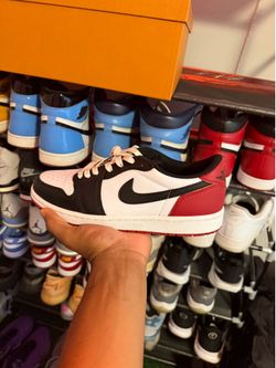 Air Jordan 1 Low Black/White