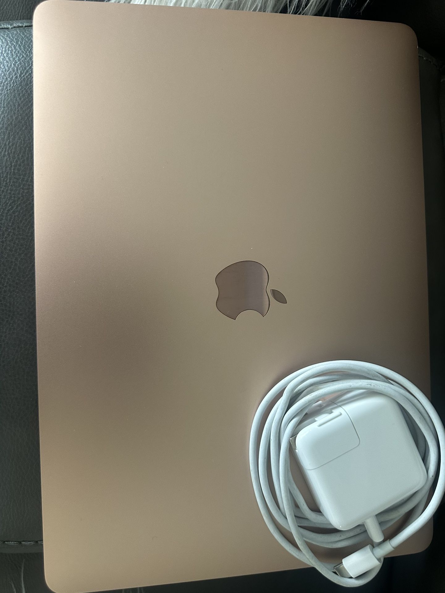 MacBook Air Pink 13 Inch
