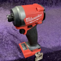 🧰🛠Milwaukee M18 FUEL Brushless 1/4” Hex Impact Driver-LIGHTLY USED!(Tool-Only)-$120!🧰🛠