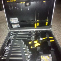 Wrench And Screwdriver Set 