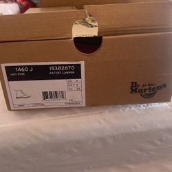 DR.  Martens