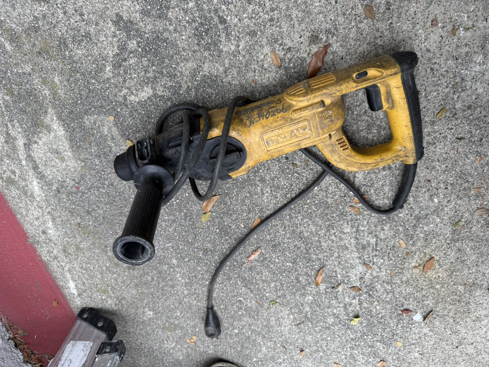 Dewalt Electric Hammer Drill