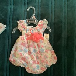 Girls 0/3 Months 4 Outfits New never Used 