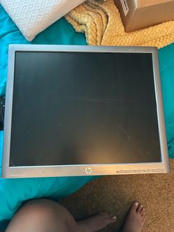 HP computer monitor $25