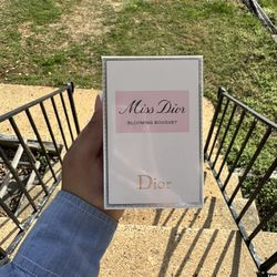 Miss Dior Blooming Bouquet