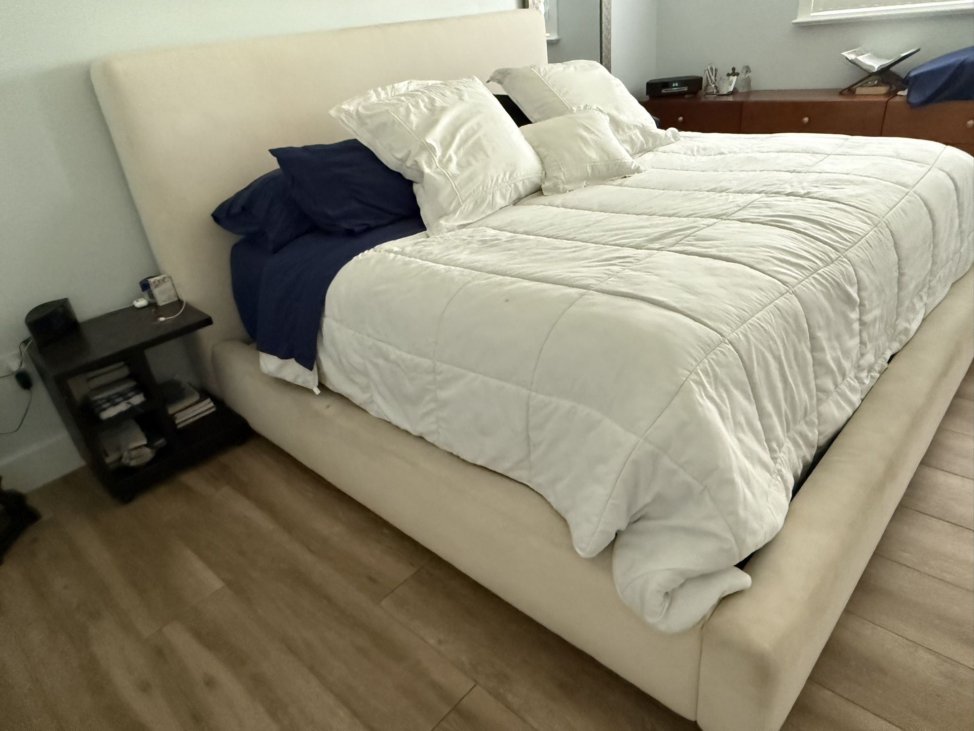 King bed frame