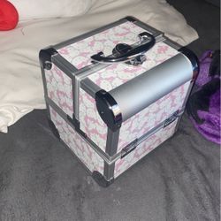 Hello Kitty Beauty Box