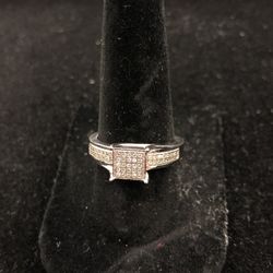 Sterling Silver Ring with Diamonds