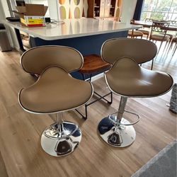 Adjustable Height Barstools 