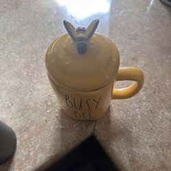 Rae Dunn Original Busy Bee