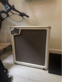 Aguilar SL 410x Limited Edition “Antique Ivory” Bass Cabinet – 4Ω, 800W – Serial #041/100